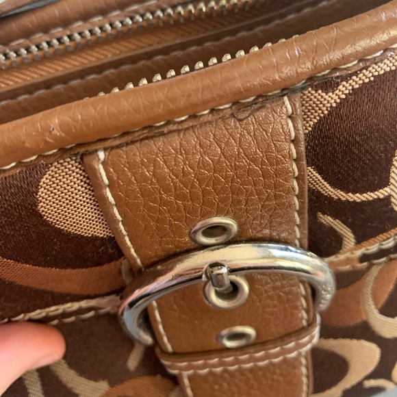 Coach signature small brown swinger bag - Picture 10 of 10